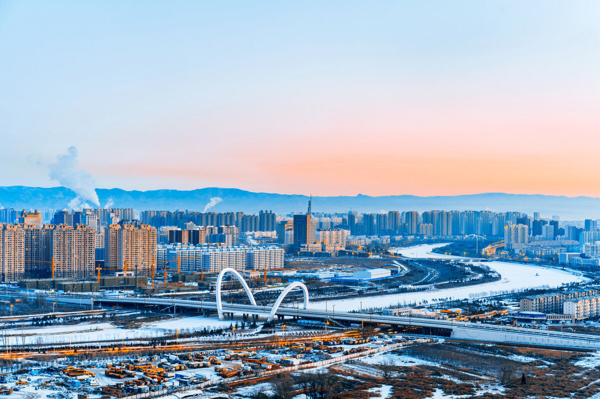 呼和浩特,友情与陪伴的温馨日常