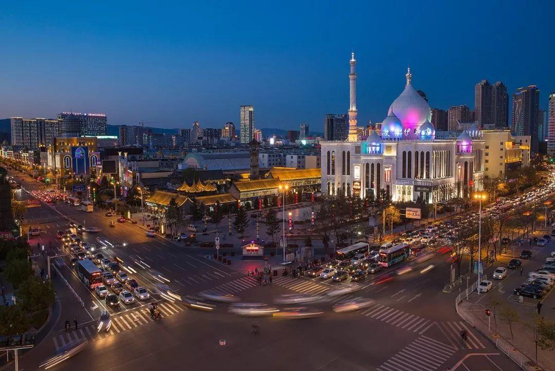 呼和浩特,友情与陪伴的温馨日常